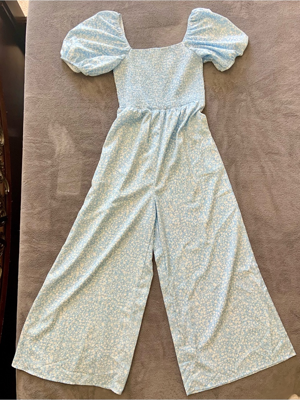 Blue Floral Puff-Sleeve Jumpsuit - Picture 2 of 4